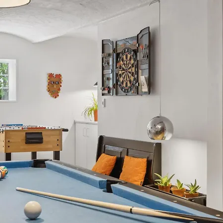 3 Bedroom Gorgeous In Lem St Дом отдыха