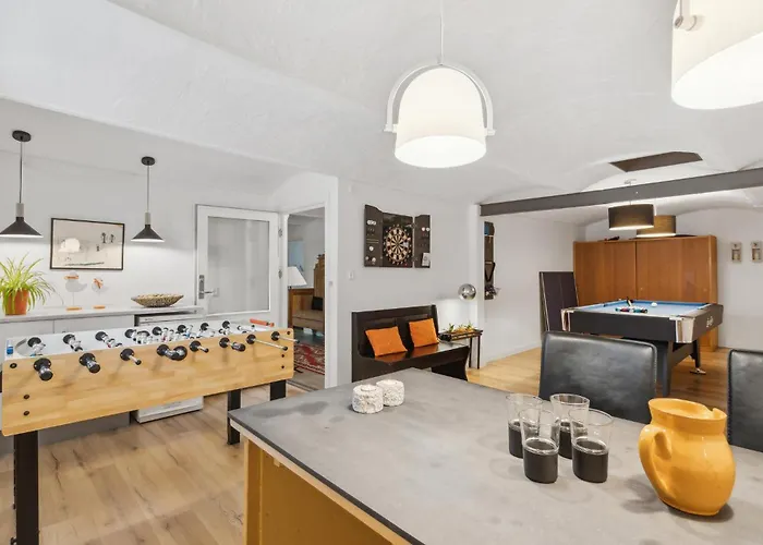 3 Bedroom Gorgeous In Lem St *